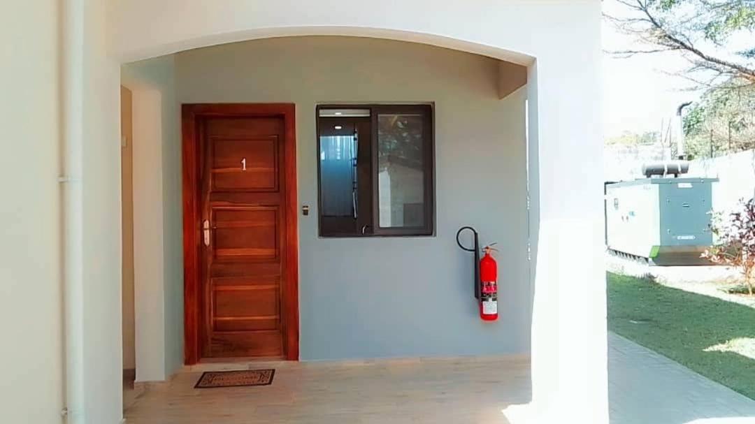 24 Roma Lusaka Exterior foto